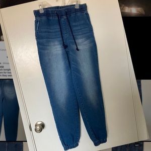 Yum Kozy fit jogger style jeans